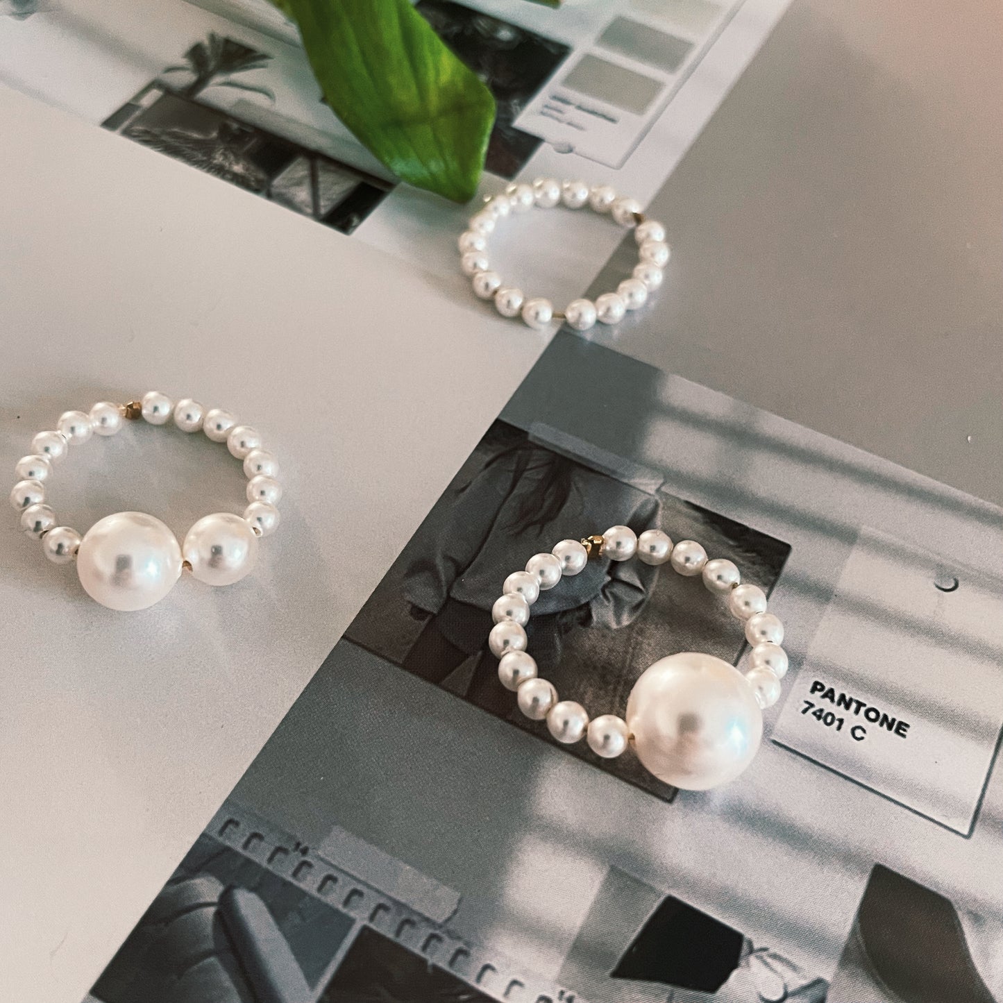 Enchanted Glow Glass Pearls Ring